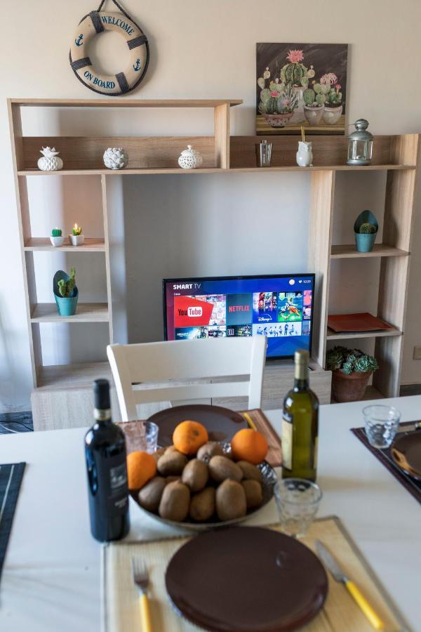Incantevole Attico 1Minuto Dal Mare Wifi Netflix Terracina Eksteriør bilde